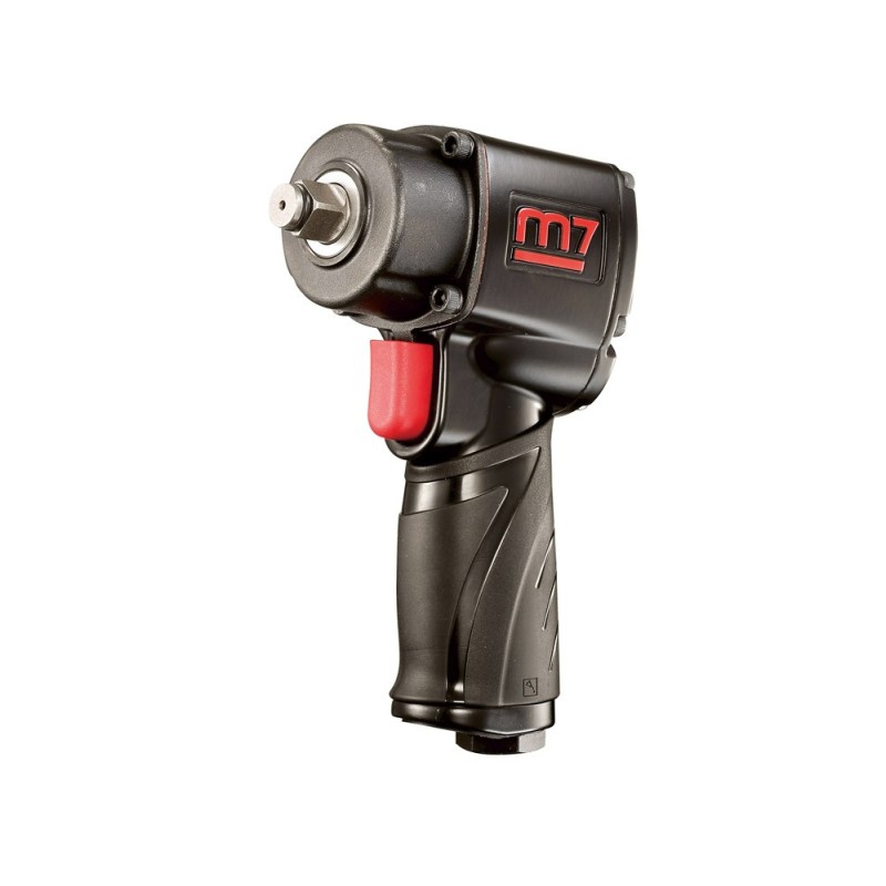 Pneumatic impact wrench