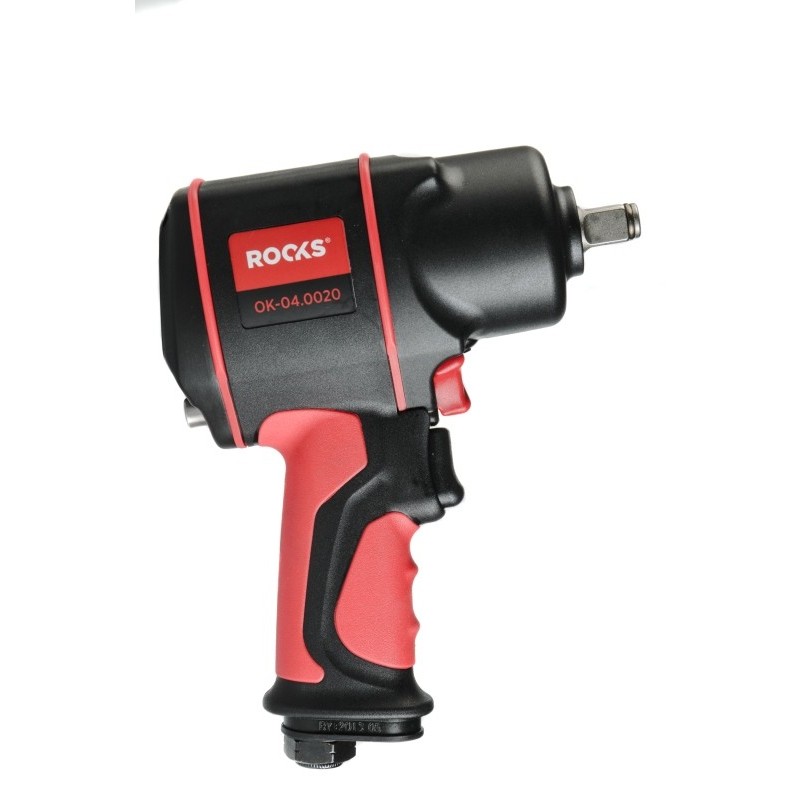 Pneumatic impact wrench