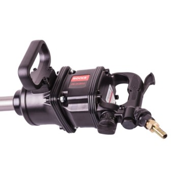 Pneumatic impact wrench
