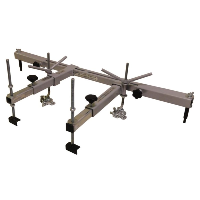 Engine transverse strut