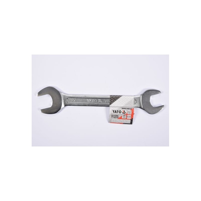 Flat spanners