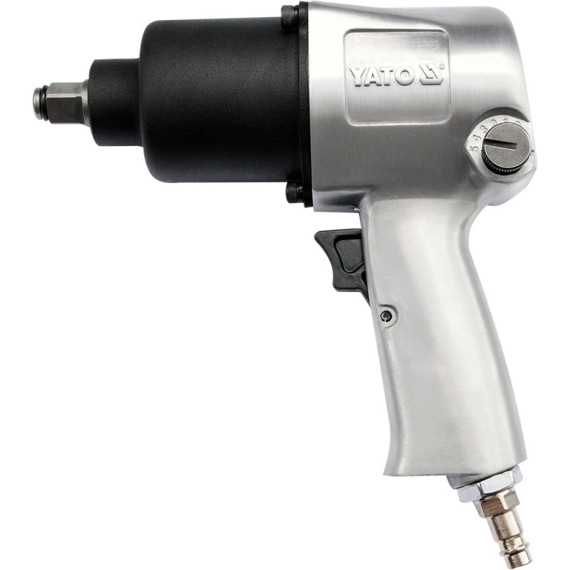Pneumatic impact wrench