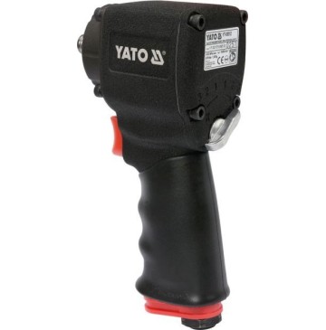 Pneumatic impact wrench