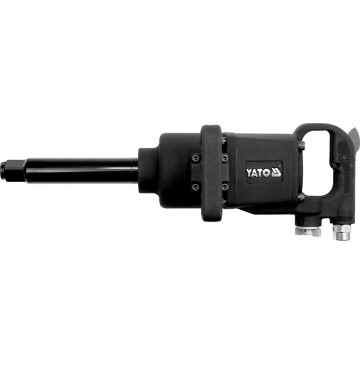 Pneumatic impact wrench