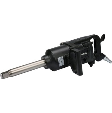 Pneumatic impact wrench