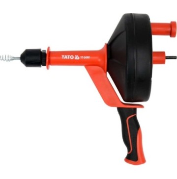 Coil pipe cleaning device