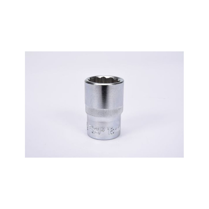 NASADKA 1/2" 18MM 12-KĄTNA KRÓTKA