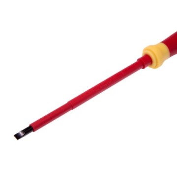 Flat head screwdriver