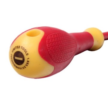 Flat head screwdriver
